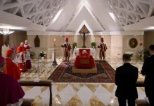 Daniel Noboa asistirá al funeral del papa Francisco