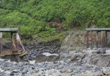 Dique del río Coca tenía garantías vigentes pese a colapso parcial por erosión
