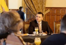 Gobierno desiste preguntar sobre retomar casinos en la consulta