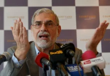 Alberto Dahik dice que Jaime Vargas debe estar detenido