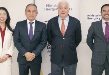 Gobierno y la minera Ecuacorriente negocian una adenda para ampliar la mina Mirador en la Amazonía