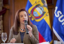 ¿Qué vale la palabra de María Fernanda Espinosa?