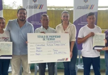Napo: Habitantes de Campo Cocha recibieron títulos de propiedad 