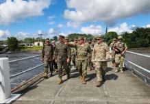 EE.UU. y Ecuador refuerzan cooperación en seguridad y defensa