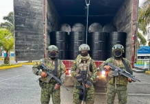 Operativos militares dejan más de 5.800 galones de combustible incautados en Sucumbíos