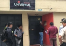 Fiscalía allana instalaciones de radio Pichincha Universal bajo acusaciones de 'incitación a la discordia'