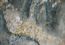 Salazar Resources reporta hallazgo de oro y plata de alta concentración en Morona Santiago 