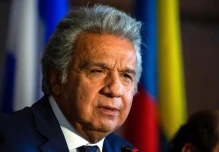 Lenín Moreno evalúa pedir asilo a Paraguay