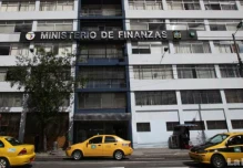 Riesgo País de Ecuador alcanza su pico más alto en el año
