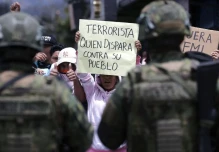 Protestas dejaron un manifestante muerto, 12 militares heridos y 17 retenidos