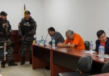 Álex Bravo rinde brevísimo testimonio por delincuencia organizada en caso Petroecuador