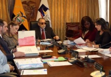 La Corte Constitucional crea debate por votación en bloque