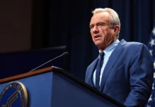 EE.UU. confirmó la presencia de Robert F. Kennedy Jr. en la investidura de Noboa