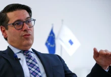 El BEI evalúa dar préstamo para interconexión eléctrica entre Ecuador y Perú