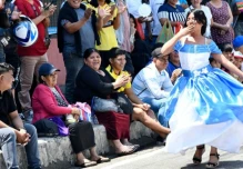 Guayaquil celebra sus fiestas julianas en los mercados populares