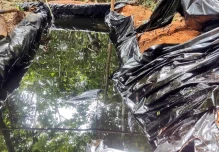 La Policía halló 4 refinerías artesanales en Lago Agrio 
