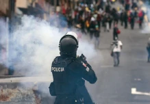 Cientos de personas marcharon en Quito contra Noboa