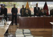 Defensa de Correa no niega delito, pero cuestiona origen de la prueba