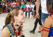 Lavinia Valbonesi visitó Taisha tras crisis sanitaria 