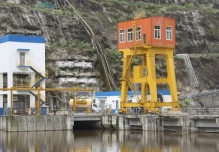 El embalse de la central hidroeléctrica Delsitanisagua está en mantenimiento
