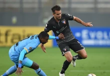 Un solitario gol del centrocampista uruguayo Matías Zunino sirvió a Liga de Quito para ganar este martes por 0-1 al Binacional, campeón de la liga peruana, que solo hizo un disparo al arco en los 90 minutos.