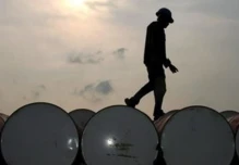 El petróleo WTI, referente de Ecuador, cayó hasta $ 77,58 el barril