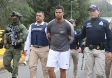 Ecuador entregó a Colombia al líder del Frente Oliver Sinisterra