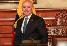 Mayorkas ratifica apoyo a Ecuador contra el narcotráfico y crimen organizado