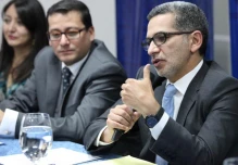 A Fernando Alvarado le apareció su garganta profunda