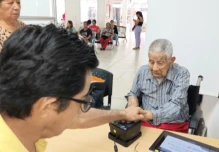 Sucumbíos: Juan Merchán renovó su cédula a sus 102 años 