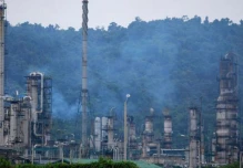 Gobierno licitará en octubre la Refinería de Esmeraldas