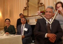 Moreno es el primer ecuatoriano en recibir el “Gold Insigne Award”