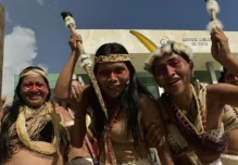 La tribu amazónica que logró una victoria sin precedentes sobre sus tierras