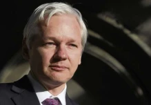 Canciller dice que solución del caso Assange no depende solo de Ecuador