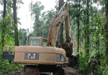 Ecuador reforzará el combate a la minería ilegal en 9 provincias