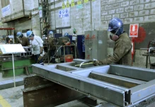 En Ecuador el salario básico sube 51,5% y la productividad baja 7,25%