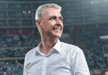 El brasileño Tiago Nunes es el nuevo técnico de Liga