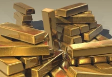 El oro se eleva sobre los 2.000 dólares y vuelve más lucrativa la minería ilegal