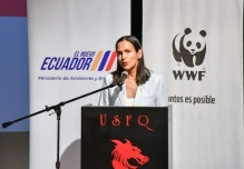 Gobierno presenta plan para reducir residuos plásticos en Ecuador hasta 2040
