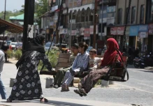 La India y Pakistán acuerdan continuar el alto el fuego