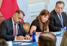 Ecuador y Chile firman acuerdo para reducir controles y agilizar procesos aduaneros