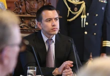 Riesgo País bajó de 2.034 a 1.750 en 15 días de conflicto armado