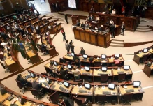 Asamblea ordena publicar reformas tributarias en Registro Oficial sin haberse allanado a todos los vetos
