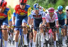 Carapaz terminó séptimo en la primera etapa del Giro de Italia 