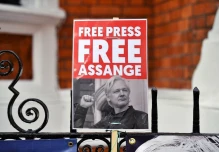 Cancillería dice que Julian Assange ha sido ‘grosero’ e ‘irrespetuoso’ con Ecuador