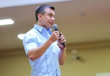 Noboa admitió que la derrota en referéndum fue un remezón
