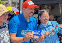 Wilson Gómez reemplaza a Jan Topic en la papeleta 