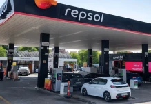Precios de los combustibles suben en Perú por el alza del petróleo
