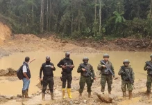 Las Fuerzas Armadas luchan contra la minería ilegal en la Amazonía