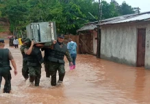 Las lluvias dejan destrozos en las provincias amazónicas